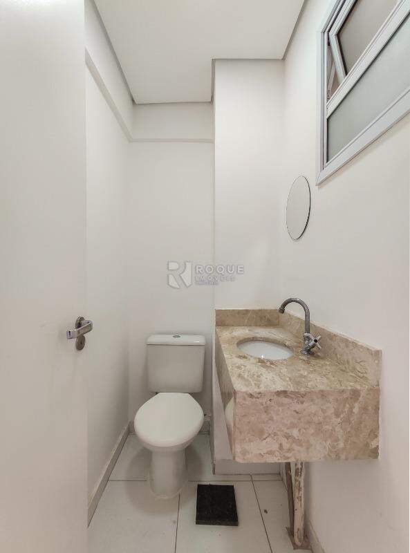 Apartamento para aluguel no bairro Jardim Residencial Francisco Cruãnes: Lavabo