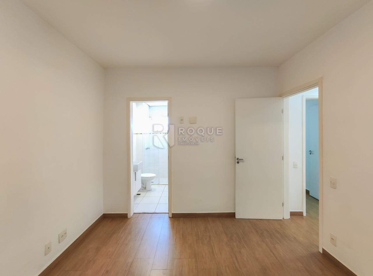 Apartamento para aluguel no bairro Jardim Residencial Francisco Cruãnes: Dormitório 3 suíte