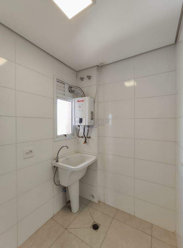 Apartamento para aluguel no bairro Jardim Residencial Francisco Cruãnes: Área de serviço