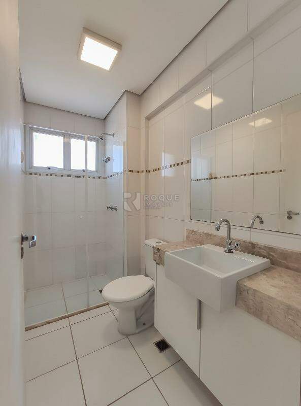 Apartamento para aluguel no bairro Jardim Residencial Francisco Cruãnes: WC social