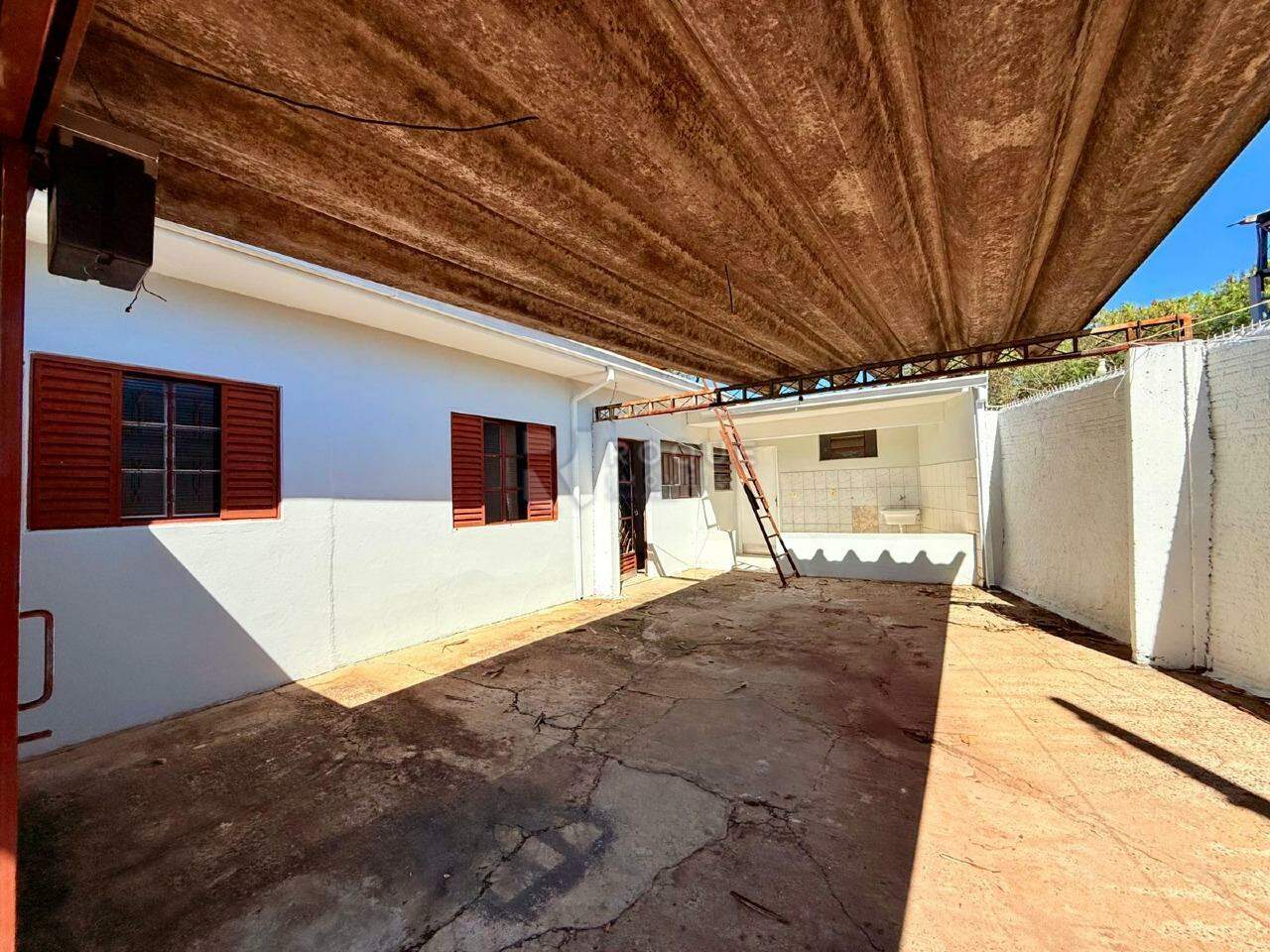 Casa Residencial para aluguel no bairro Jardim São Luiz: Garagem