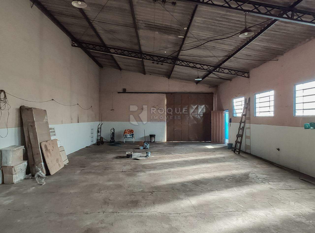 Barracão/Galpão para aluguel no bairro Jardim São Francisco: Salão 
