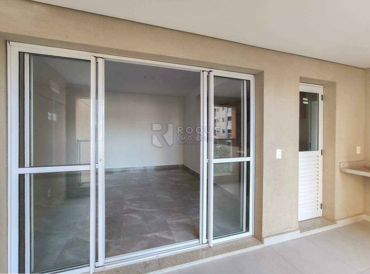 Apartamento à venda no bairro Vila Primavera: Sacada 