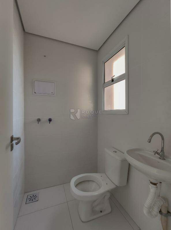 Apartamento à venda no bairro Vila Primavera: WC fundo