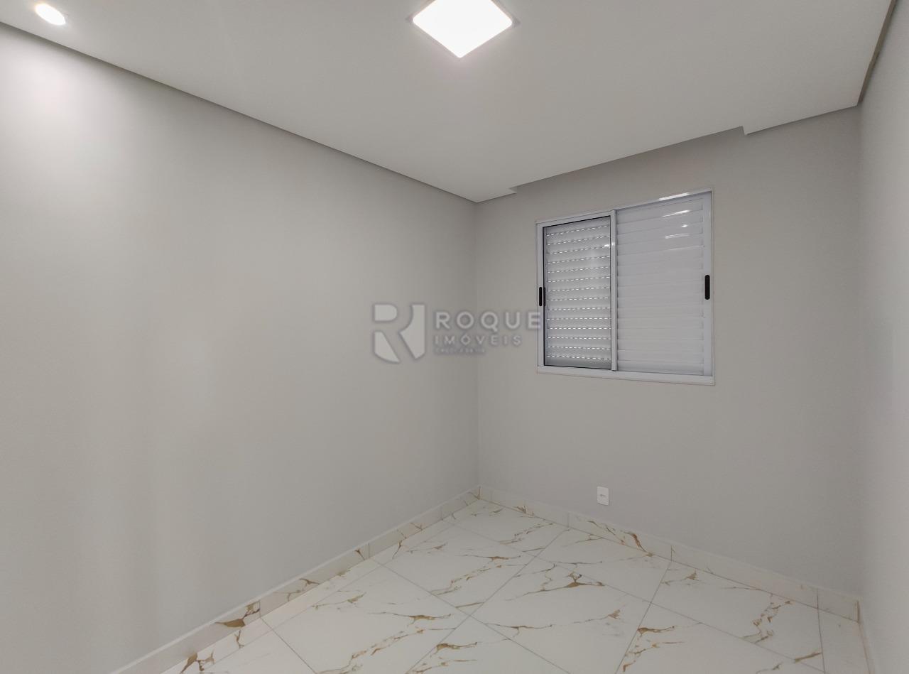 Apartamento à venda no bairro Vale das Esmeraldas: Dormitório 1