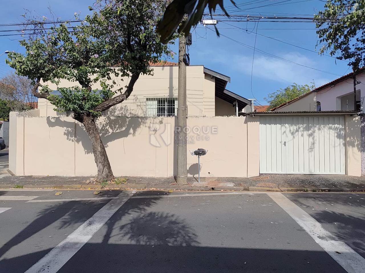 Casa Residencial para aluguel no bairro Vila Claudia: Fachada