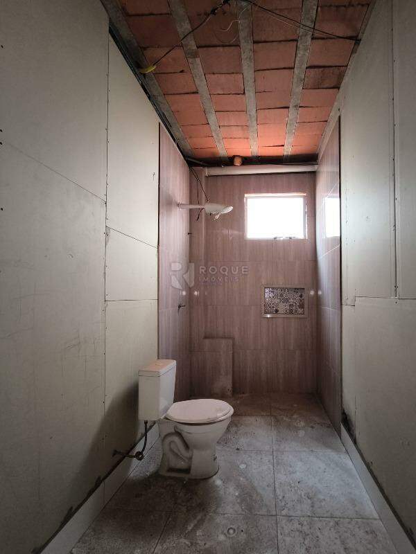 Casa Residencial à venda no bairro Jardim dos Jequitibás: BANHEIRO SOCIAL