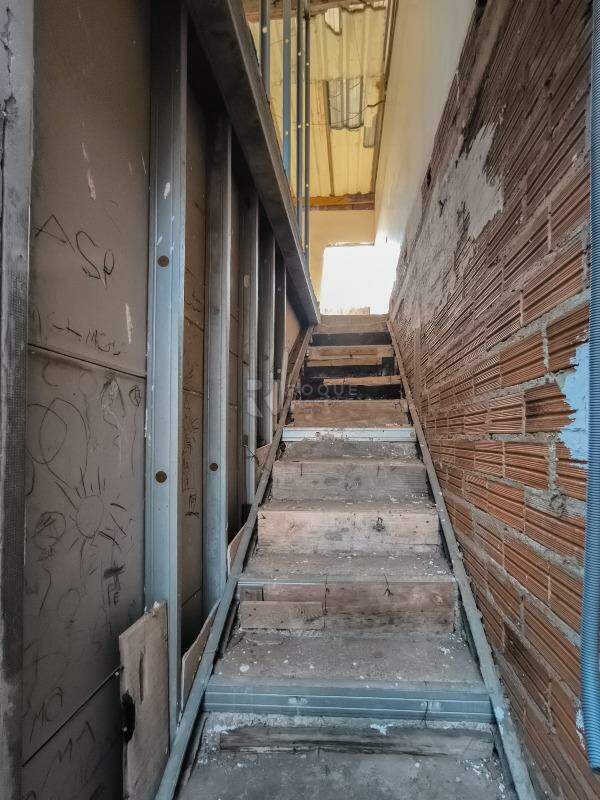 Casa Residencial à venda no bairro Jardim dos Jequitibás: ACESSO SALÃO