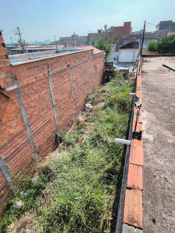 Casa Residencial à venda no bairro Jardim dos Jequitibás: LATERAL EXTERNA