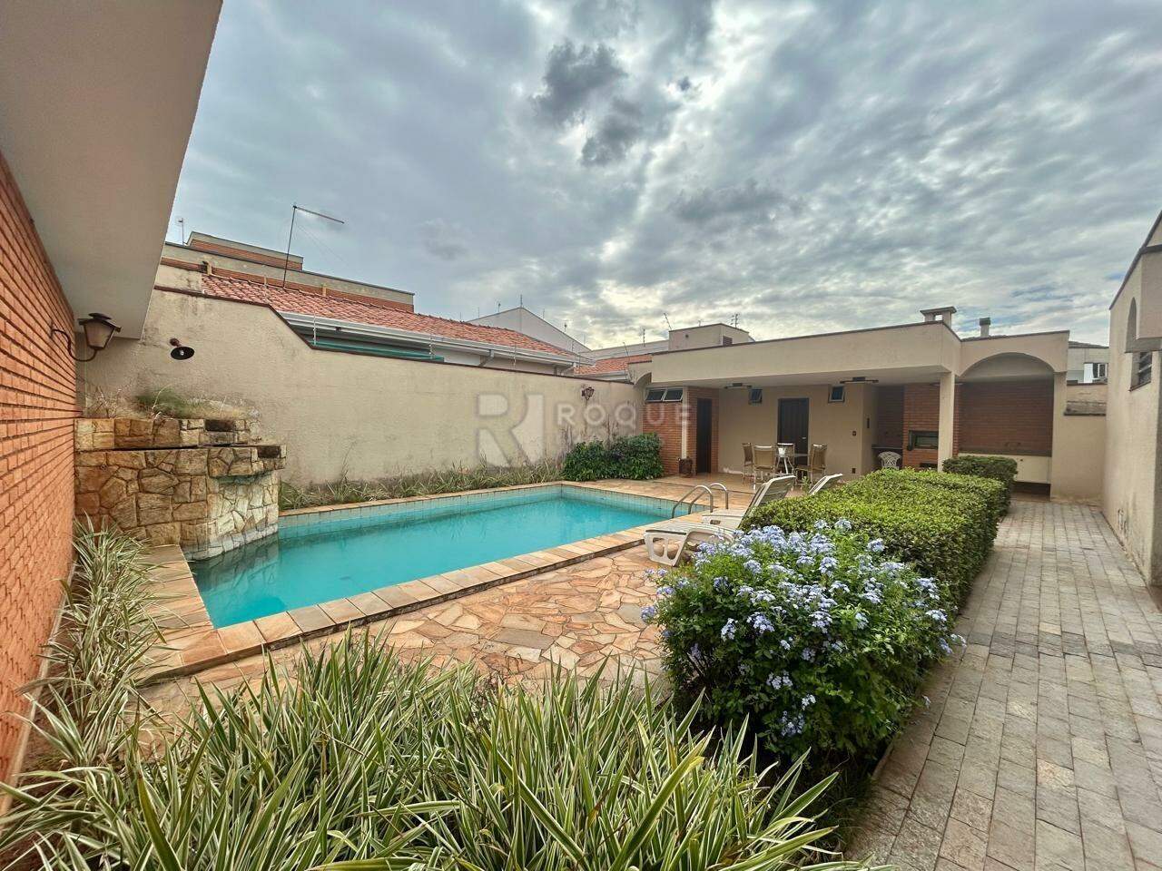 Casa Residencial à venda no bairro Vila São Geraldo: 