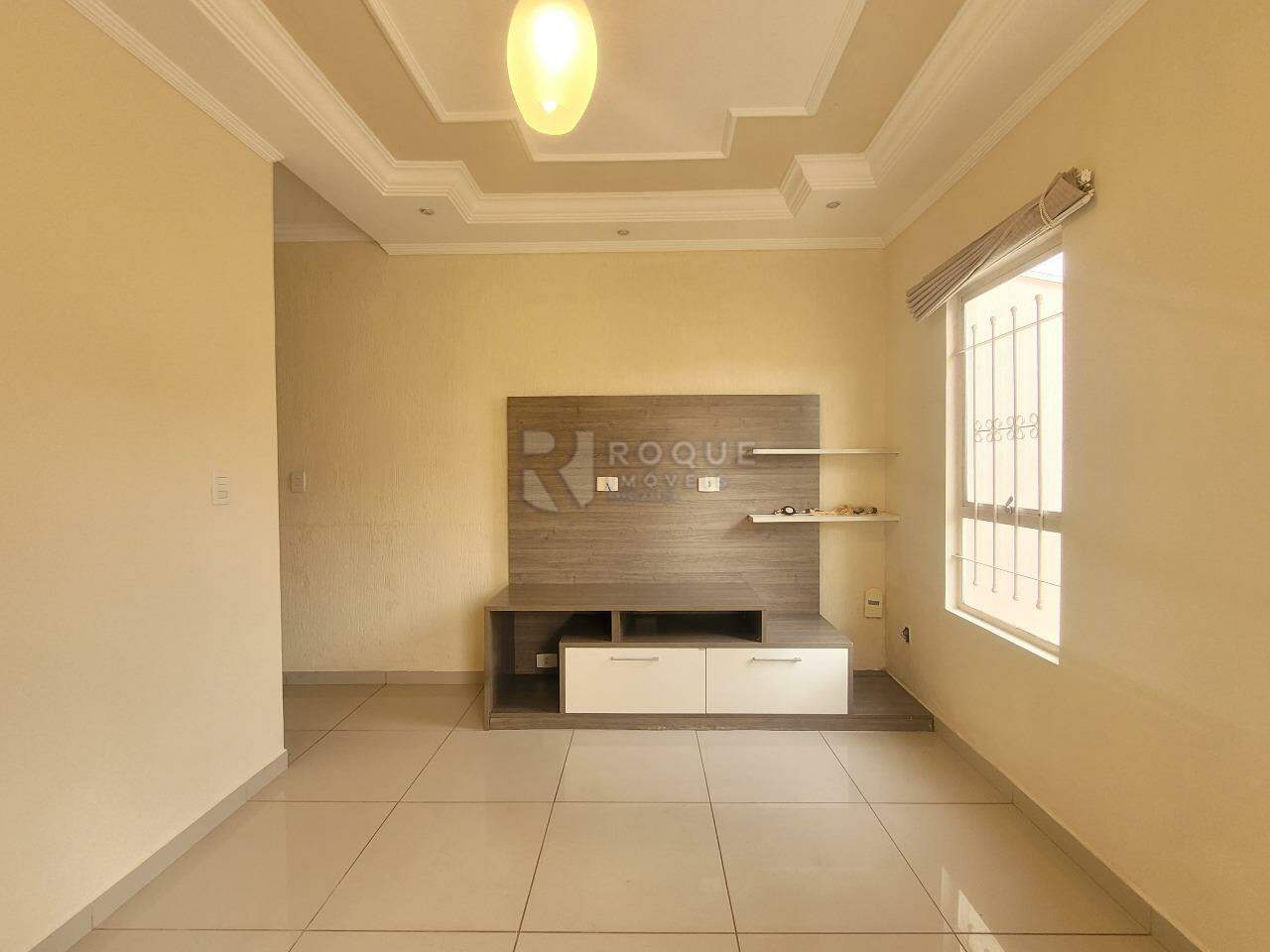 Casa Residencial para aluguel no bairro Jardim Residencial Dona Santina Paroli Peccinini: Sala