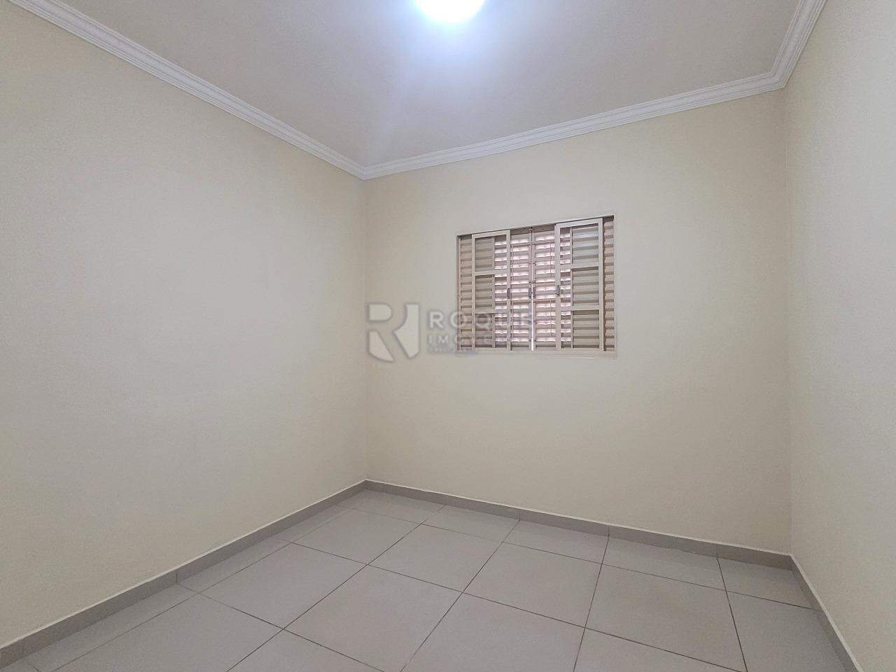 Casa Residencial para aluguel no bairro Jardim Residencial Dona Santina Paroli Peccinini: Dormitório 01