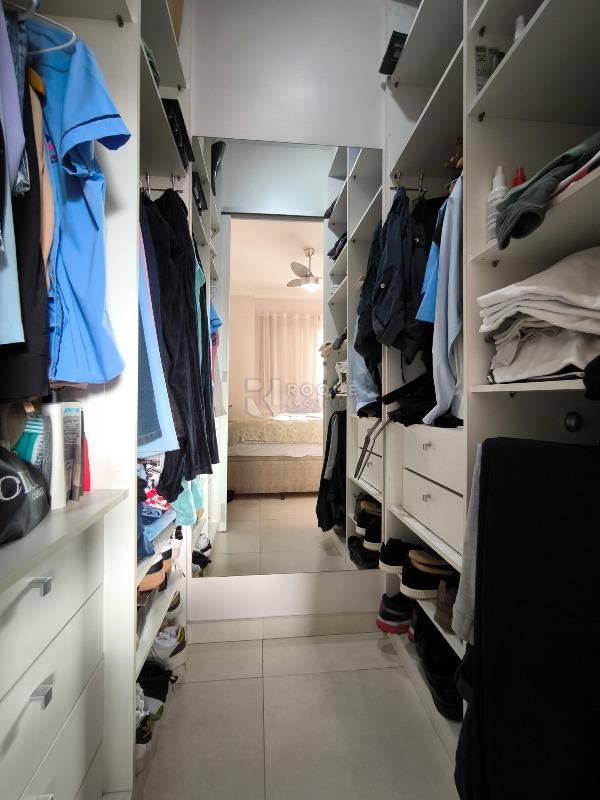 Apartamento à venda no bairro Centro: CLOSET DORMITÓRIO 1