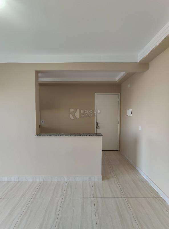 Apartamento à venda no bairro Jardim Esmeralda: Sala