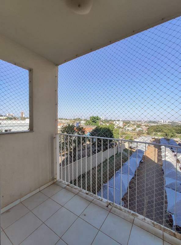 Apartamento à venda no bairro Jardim Esmeralda: Sacada