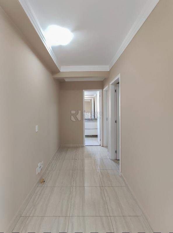 Apartamento à venda no bairro Jardim Esmeralda: Hall