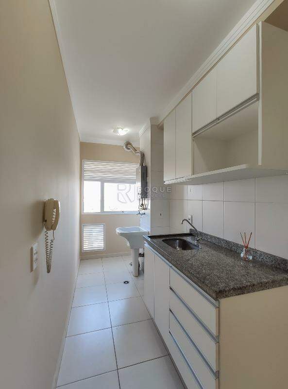 Apartamento à venda no bairro Jardim Esmeralda: Cozinha
