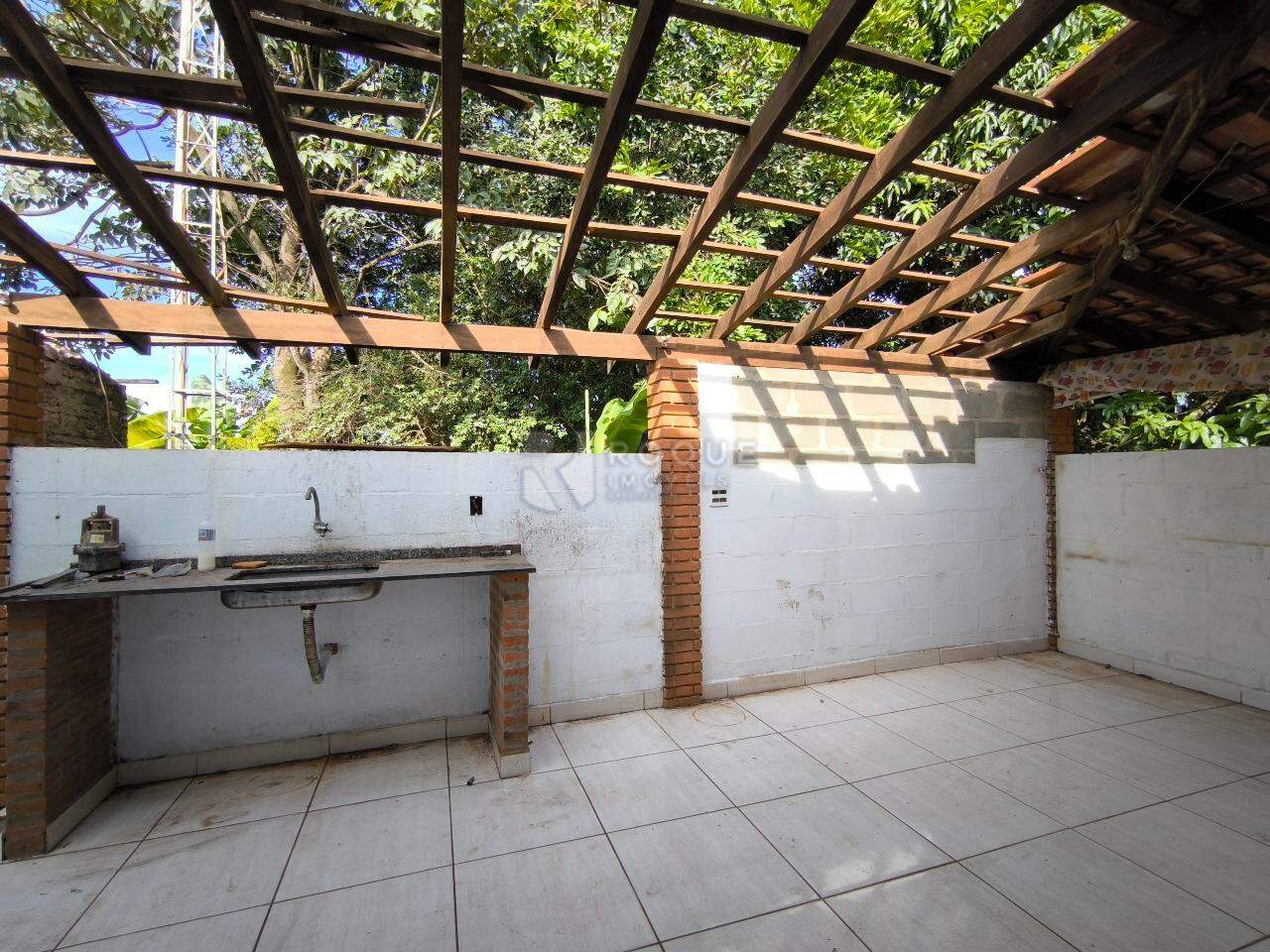 Chácara à venda no bairro Bairro dos Pires: LAVATÓRIO