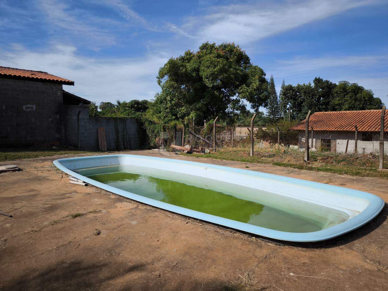 Chácara à venda no bairro Bairro dos Pires: PISCINA