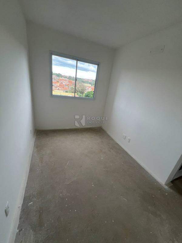 Apartamento à venda no bairro Jardim Esteves: 