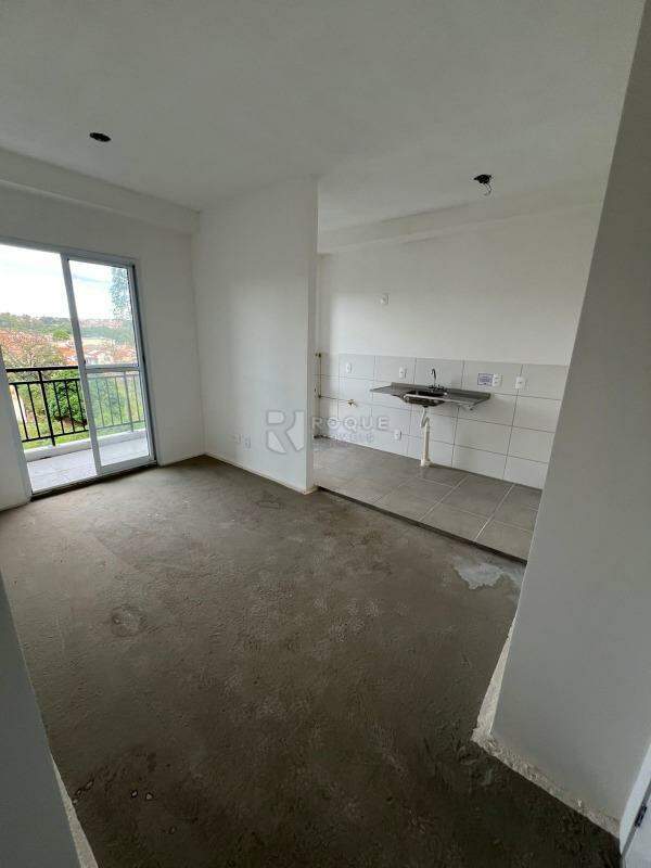 Apartamento à venda no bairro Jardim Esteves: 