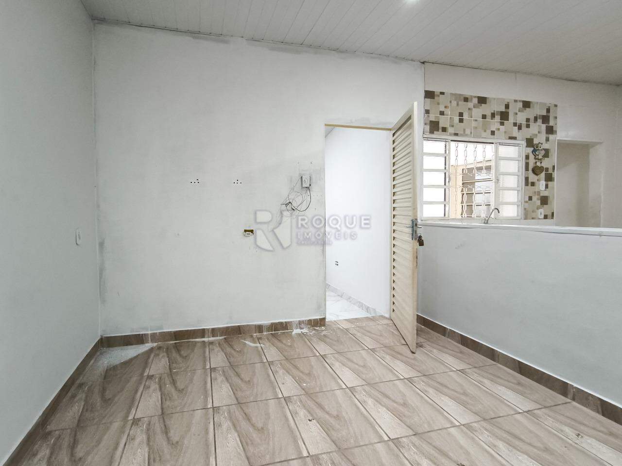 Casa Residencial à venda no bairro Jardim Parque Novo Mundo: SALA DE ESTAR EDÍCULA