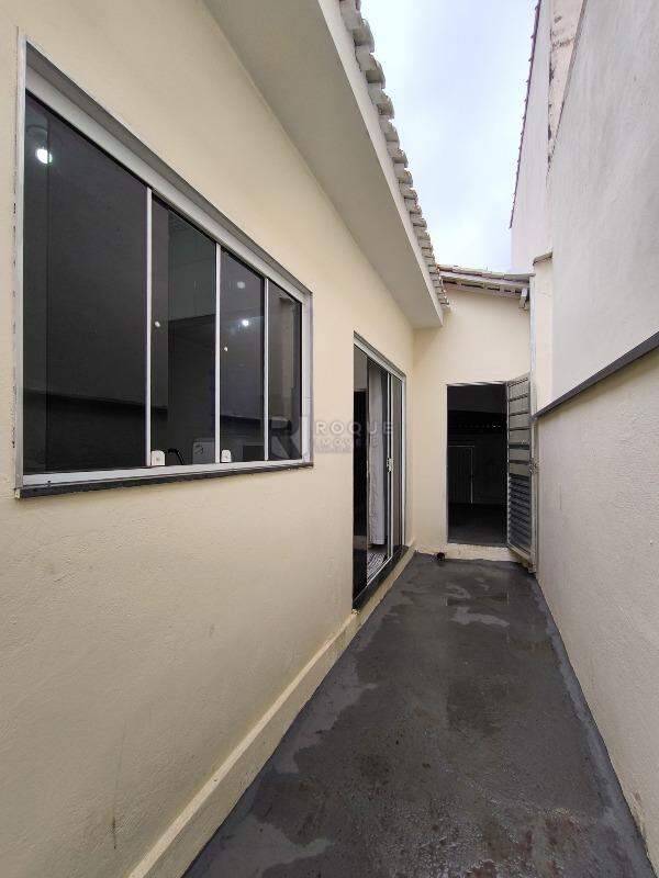 Casa Residencial à venda no bairro Jardim Parque Novo Mundo: LATERAL EXTERNA