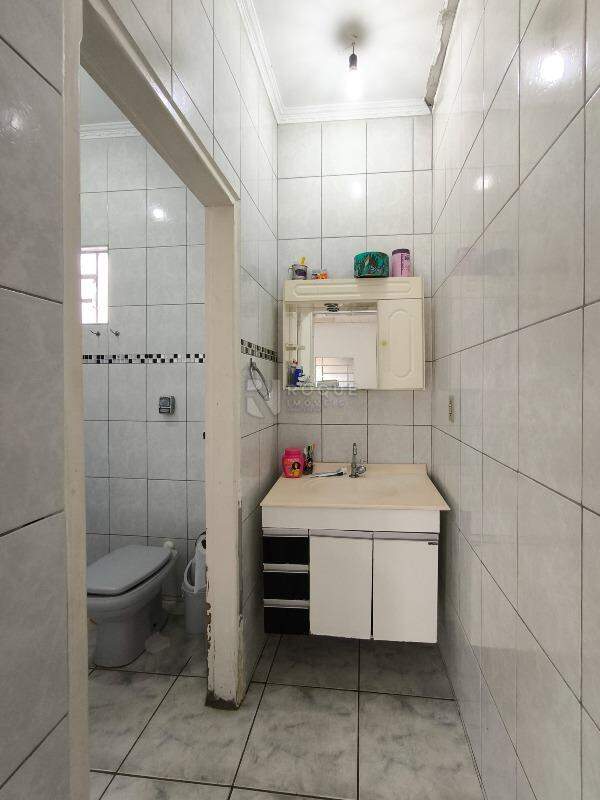 Casa Residencial à venda no bairro Vila Santa Lucia: BANHEIRO SOCIAL