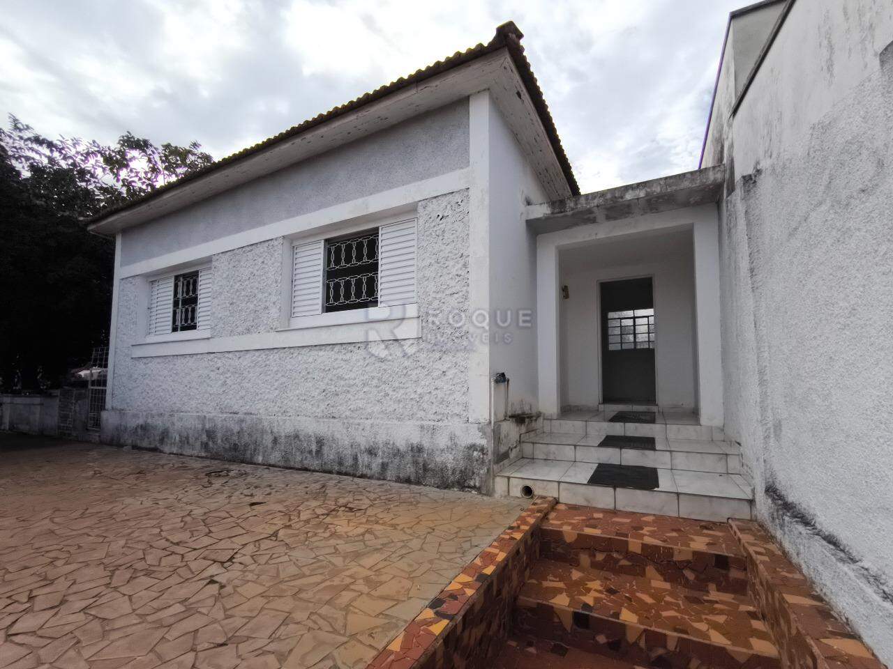 Casa Residencial à venda no bairro Vila Santa Lucia: FRENTE