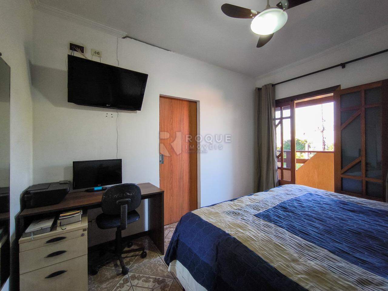Casa Residencial à venda no bairro Jardim Ouro Verde: SUÍTE