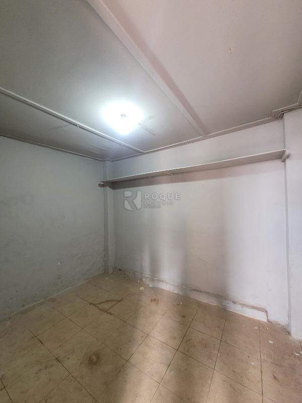 Casa Residencial à venda no bairro Vila Fascina: Dormitório Fundos