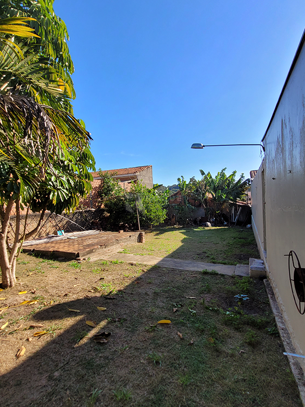 Terreno à venda no bairro Parque das Nações: 