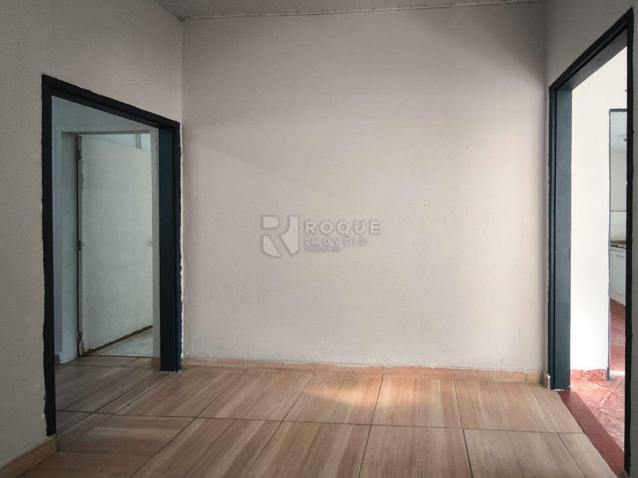 Casa Residencial à venda no bairro Centro: SALA DE ESTAR 2