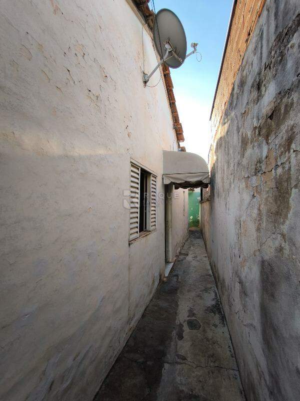 Casa Residencial à venda no bairro Centro: ACESSO CASA 2