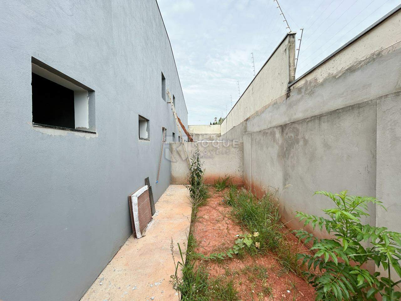 Barracão/Galpão para aluguel no bairro Vila Cristovam: Fundo