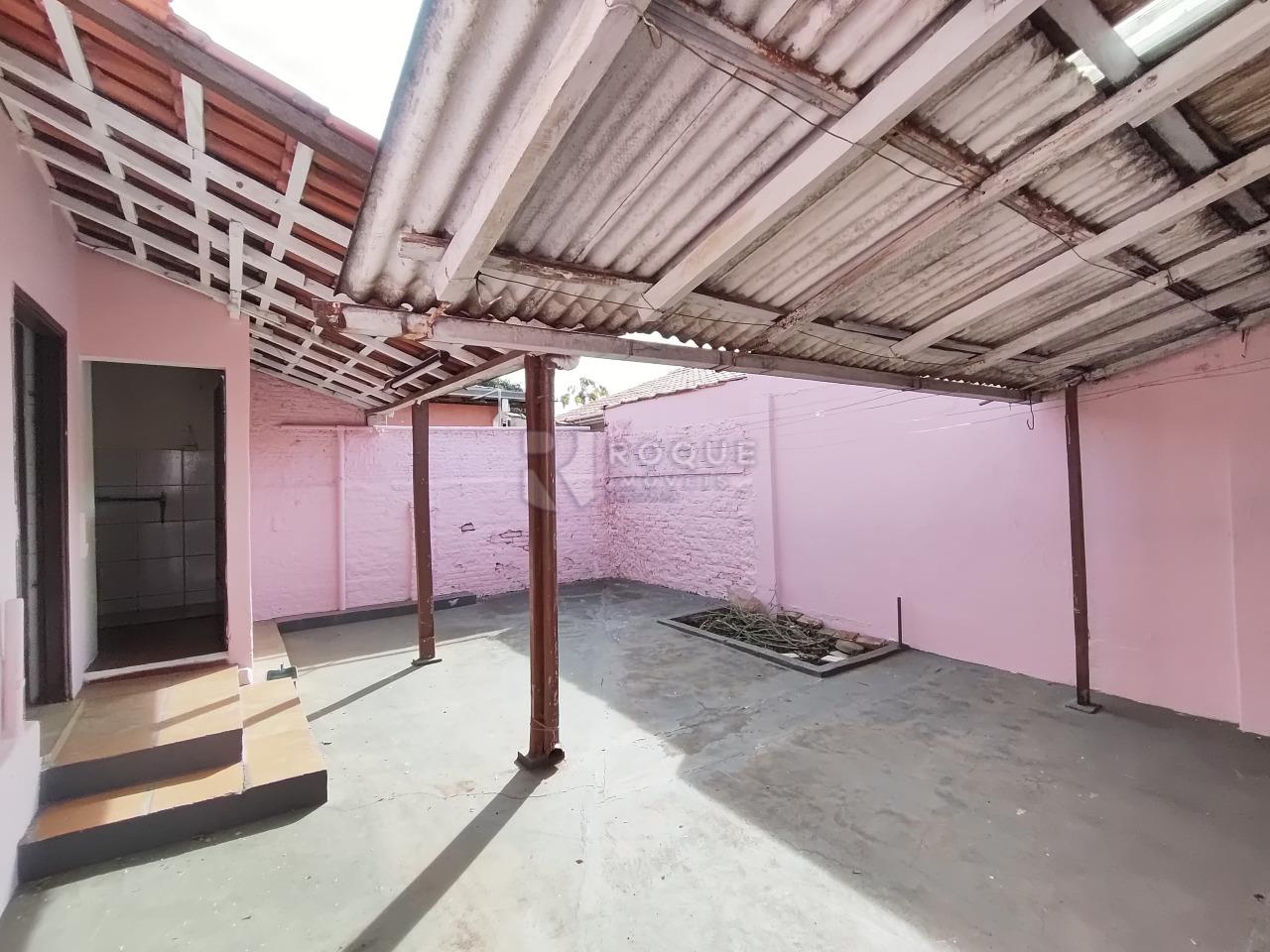 Casa Residencial para aluguel no bairro Vila Paulista: Fundos 