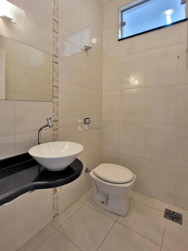 Casa em condomínio à venda no bairro Parque Residencial Roland: LAVABO