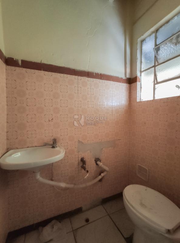 Salão para aluguel no bairro Jardim Planalto: WC social 