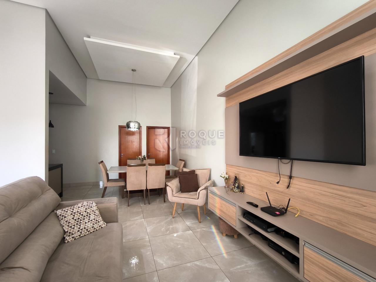 Casa em condomínio à venda no bairro Jardim Residencial Campo Novo: SALA DE ESTAR