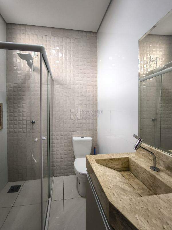Casa em condomínio à venda no bairro Jardim Residencial Campo Novo: WC SUÍTE