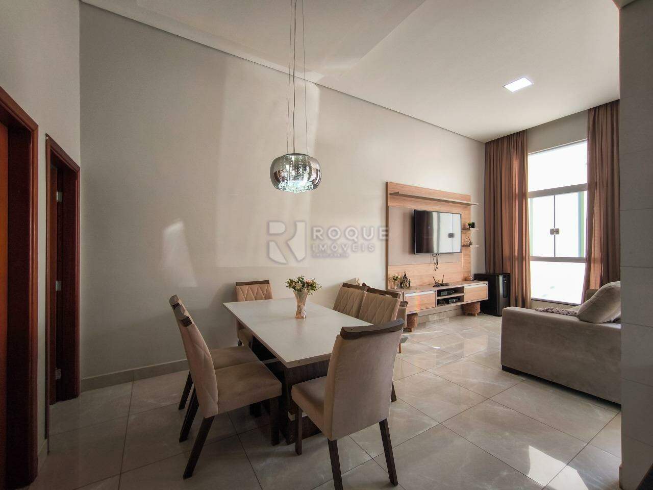 Casa em condomínio à venda no bairro Jardim Residencial Campo Novo: SALA DE JANTAR