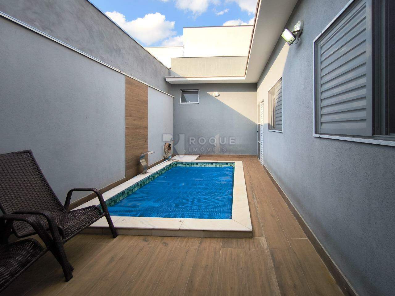 Casa em condomínio à venda no bairro Jardim Residencial Campo Novo: PISCINA