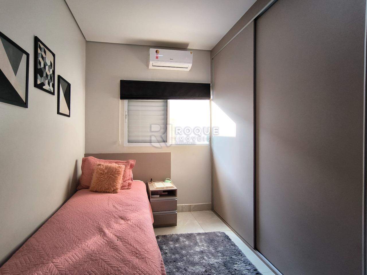 Casa em condomínio à venda no bairro Jardim Residencial Campo Novo: DORMITÓRIO 1