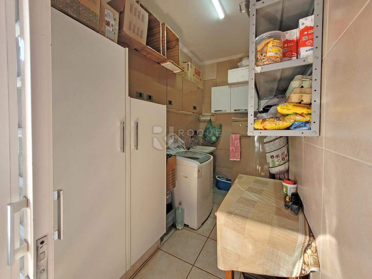 Casa Residencial à venda no bairro Jardim Residencial Santa Amália: AREA DE SERVIÇO