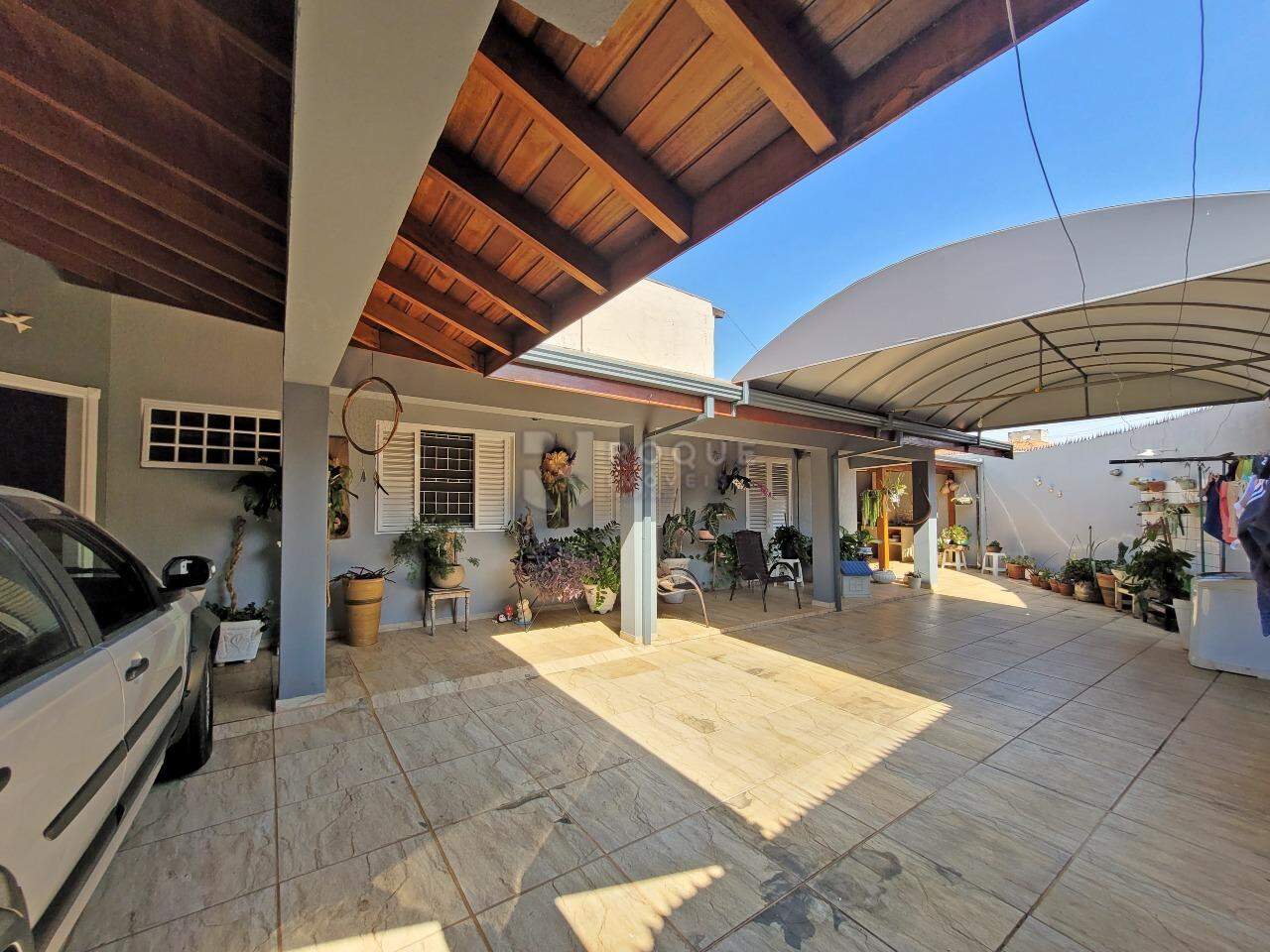 Casa Residencial à venda no bairro Jardim Residencial Santa Amália: QUINTAL