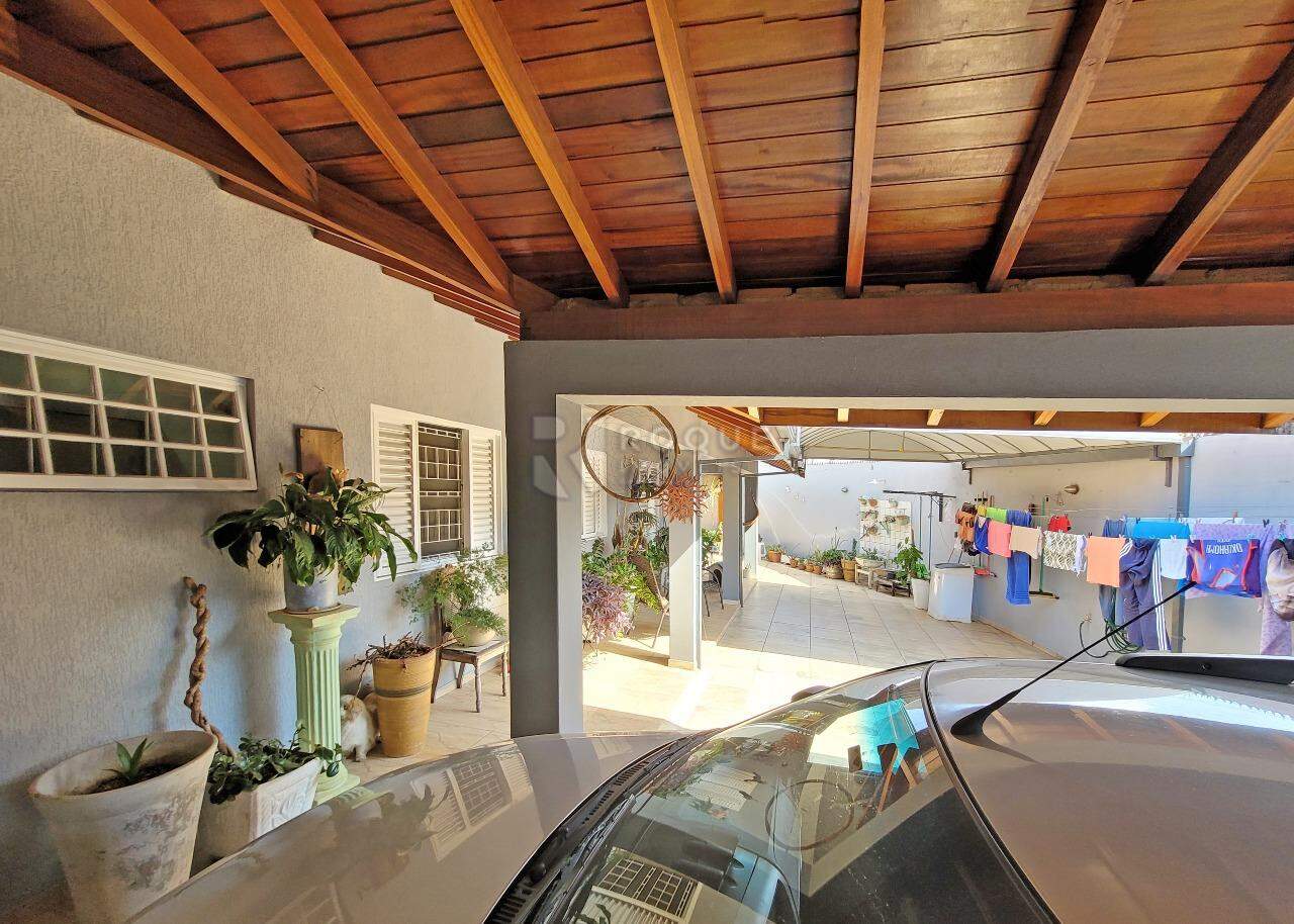 Casa Residencial à venda no bairro Jardim Residencial Santa Amália: GARAGEM