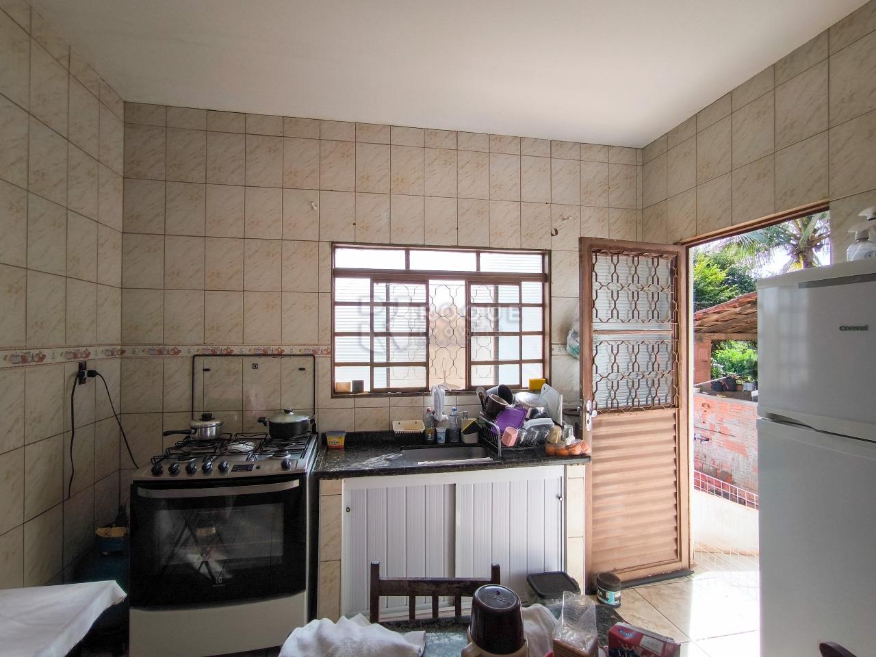 Chácara à venda no bairro Pires de Cima: COZINHA