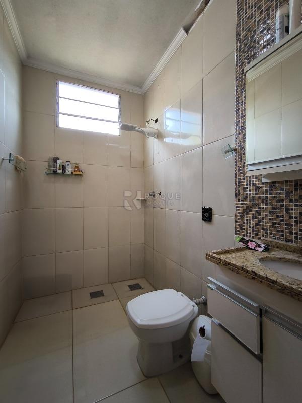 Chácara à venda no bairro Pires de Cima: BANHEIRO SOCIAL