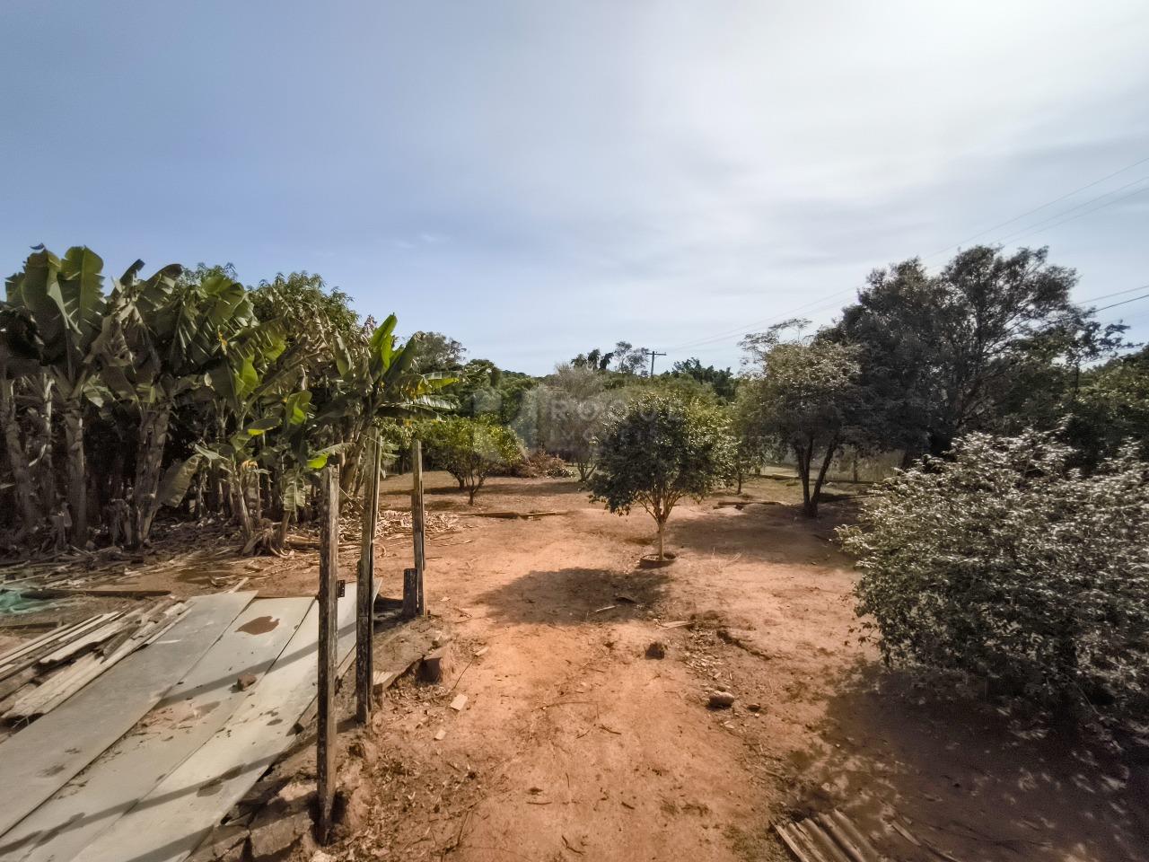 Chácara à venda no bairro Pires de Cima: ÁREA VERDE