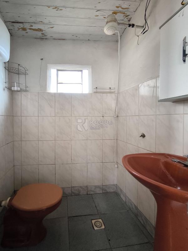 Chácara à venda no bairro Pires de Cima: BANHEIRO RANCHO